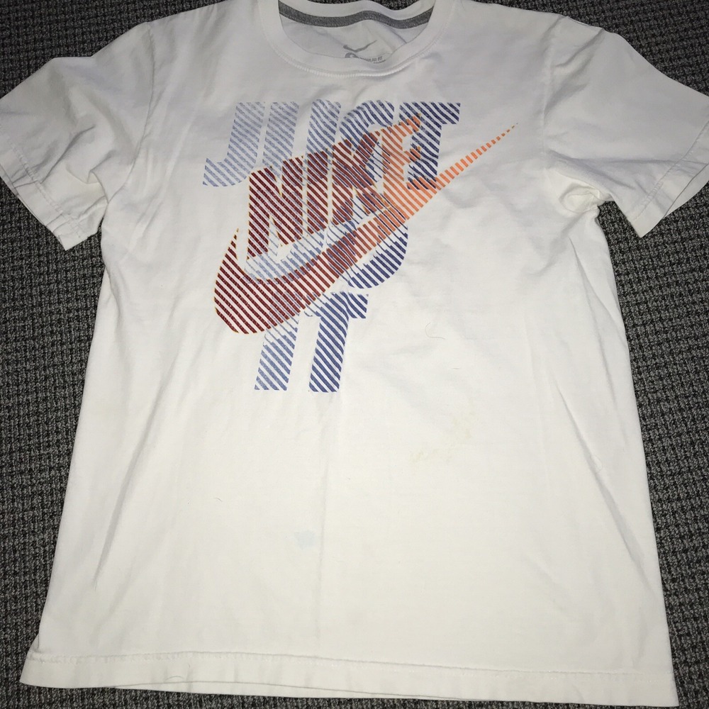 Nike Mens Regular Fit Graphic Tee White Just Do It Swoosh T-Shirt Small